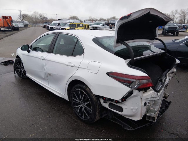 4T1G11AK4MU415964 Toyota CAMRY SE