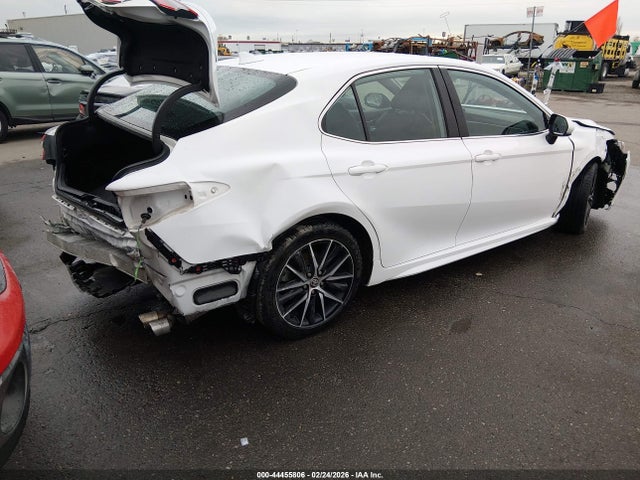 4T1G11AK4MU415964 Toyota CAMRY SE