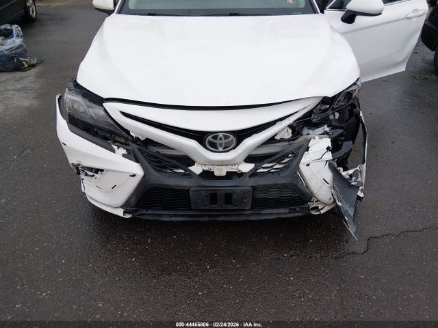 4T1G11AK4MU415964 Toyota CAMRY SE