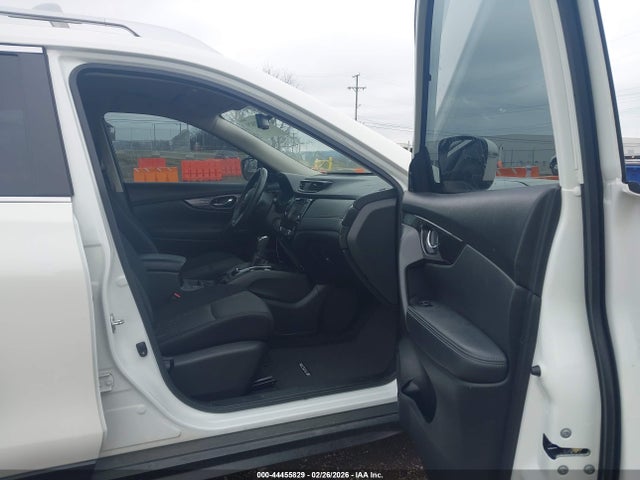 JN8AT2MTXKW259479 Nissan ROGUE SV