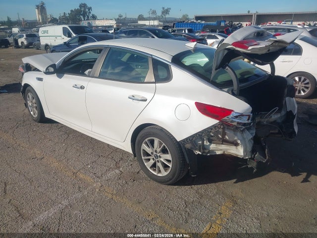 KNAGT4L3XG5095003 KIA Optima Lx