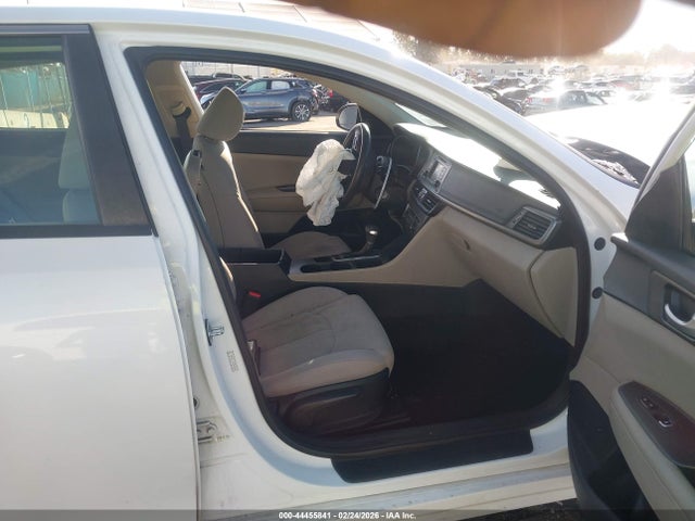 KNAGT4L3XG5095003 KIA Optima Lx