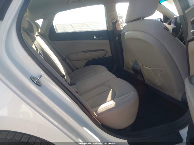 KNAGT4L3XG5095003 KIA Optima Lx