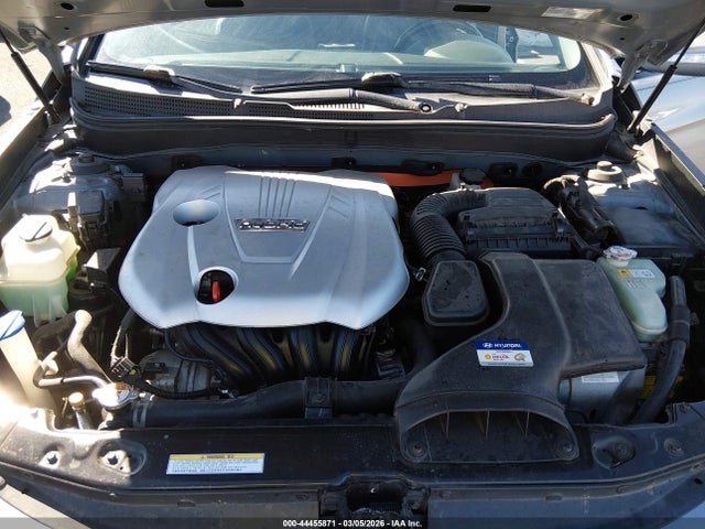 Hyundai Sonata Hybrid Limited 2015 KMHEC4A4XFA132462 Image 10