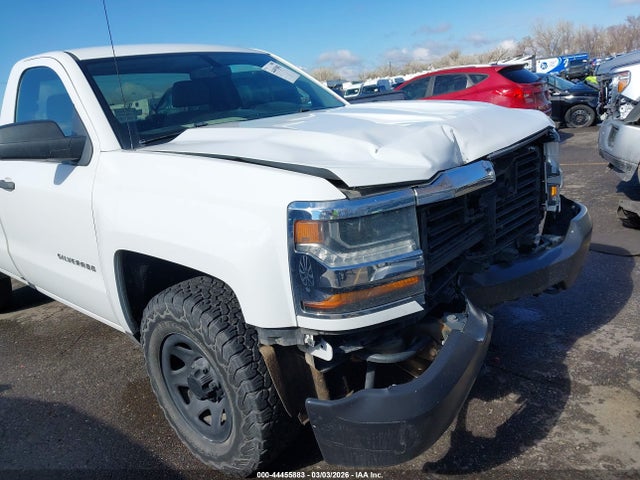 1GCNKNEC6JZ237993 Chevrolet Silverado 1500 Wt