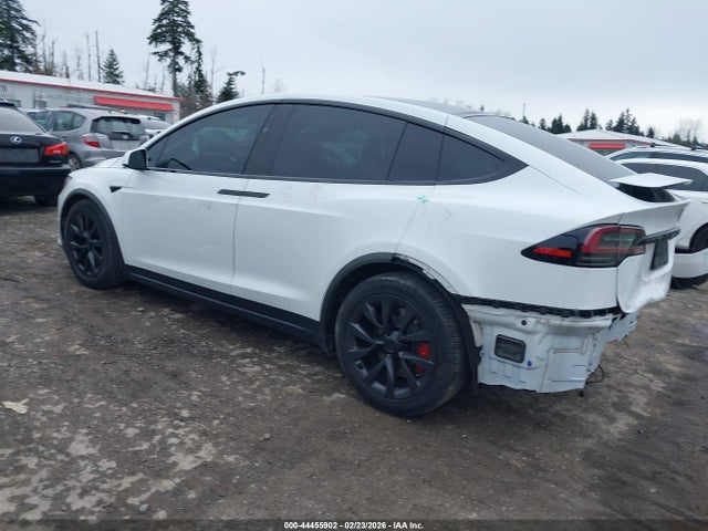 2022 TESLA MODEL X 7SAXCAE51NF357196 Photo 2