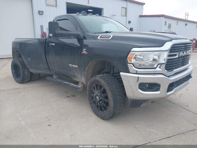 44455913 :رقم المزاد ، 3C63RRBL3KG585029 vin ، 2019 Ram 3500 Big Horn  4x4 8' Box مزاد بيع