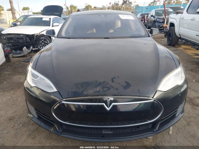 2015 TESLA MODEL S 5YJSA1S17FFP63662 Photo 5