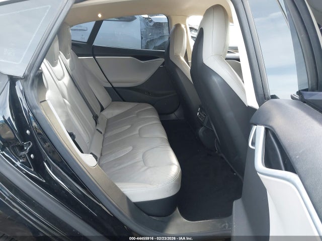 2015 TESLA MODEL S 5YJSA1S17FFP63662 Photo 7