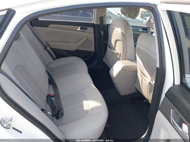 5NPE24AF6FH012725 Hyundai SONATA SE