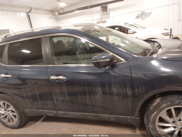 5N1AT2MV0FC792697 Nissan Rogue Sl