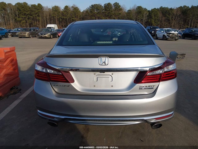 44456003 :رقم المزاد ، 1HGCR2F15HA010657 vin ، 2017 Honda Accord Sport Se مزاد بيع
