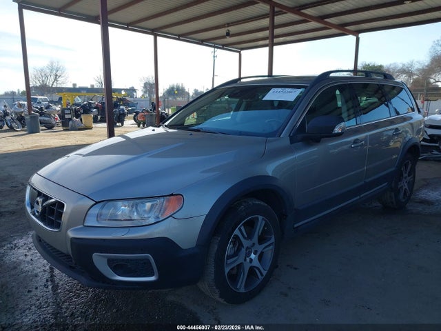 2013 VOLVO XC70 YV4902BZ7D1163921 Photo 1