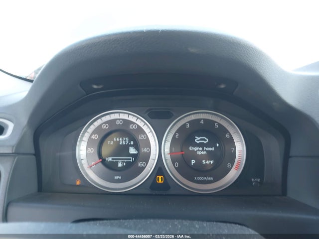 2013 VOLVO XC70 YV4902BZ7D1163921 Photo 6