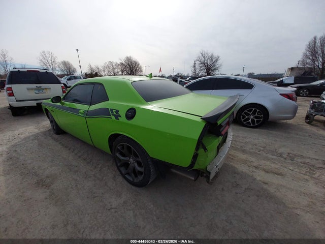 44456043 :رقم المزاد ، 2C3CDZBT5FH702658 vin ، 2015 Dodge Challenger R/t Plus مزاد بيع