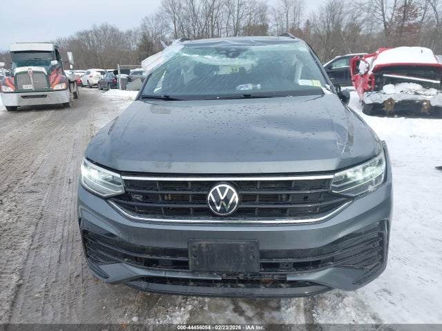 Aukcja sprzedaży 2023 Volkswagen Tiguan 2.0t Se R-line Black, vin: 3VV8B7AXXPM126893, numer aukcji: 44456054