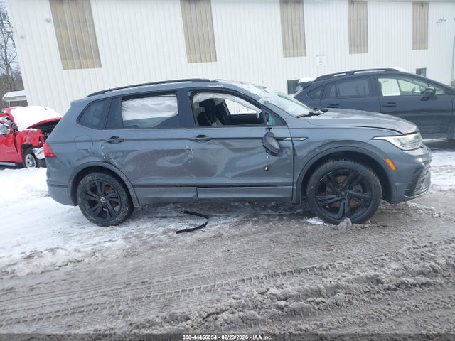 Aukcja sprzedaży 2023 Volkswagen Tiguan 2.0t Se R-line Black, vin: 3VV8B7AXXPM126893, numer aukcji: 44456054