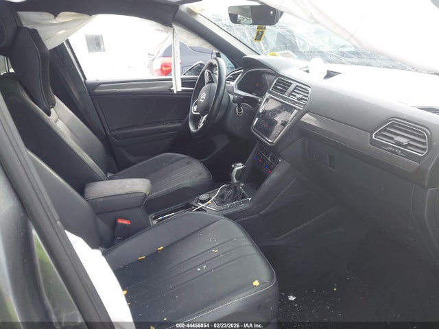 Aukcja sprzedaży 2023 Volkswagen Tiguan 2.0t Se R-line Black, vin: 3VV8B7AXXPM126893, numer aukcji: 44456054
