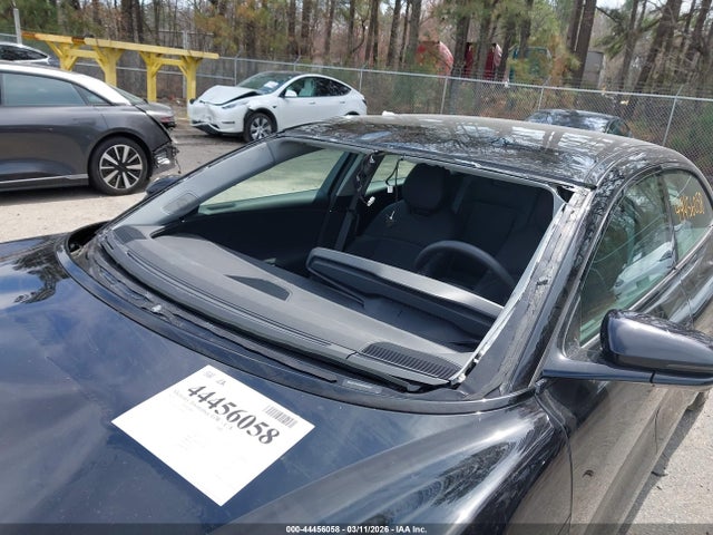 Lucid Air Pure 2025 50EA1PGA2SA004231 Image 6