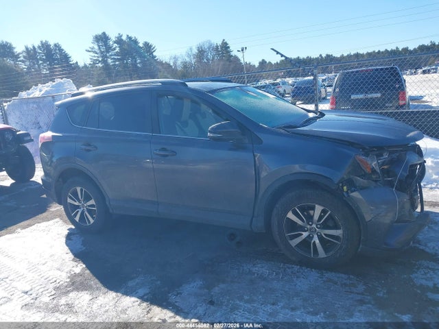 44456082 :رقم المزاد ، JTMRFREV4HJ168115 vin ، 2017 Toyota Rav4 Xle مزاد بيع