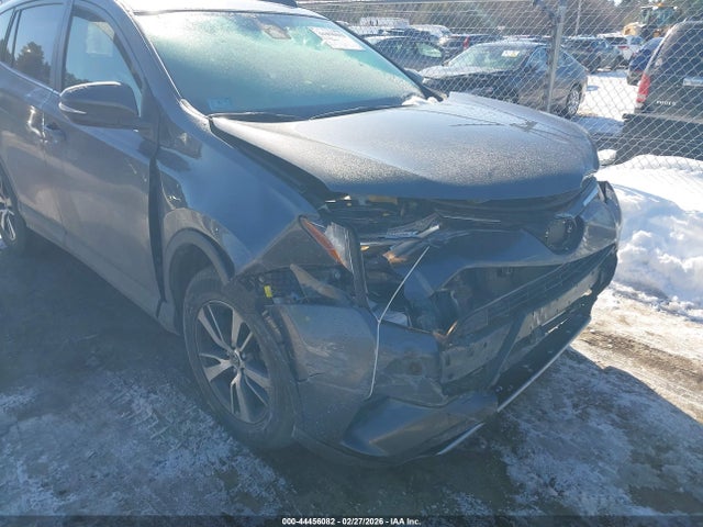 44456082 :رقم المزاد ، JTMRFREV4HJ168115 vin ، 2017 Toyota Rav4 Xle مزاد بيع