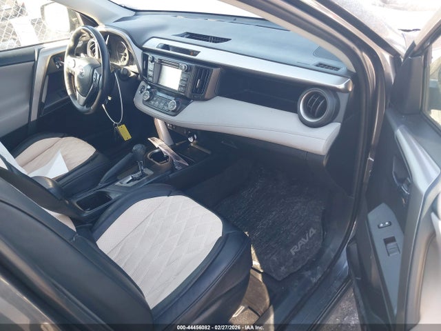 44456082 :رقم المزاد ، JTMRFREV4HJ168115 vin ، 2017 Toyota Rav4 Xle مزاد بيع