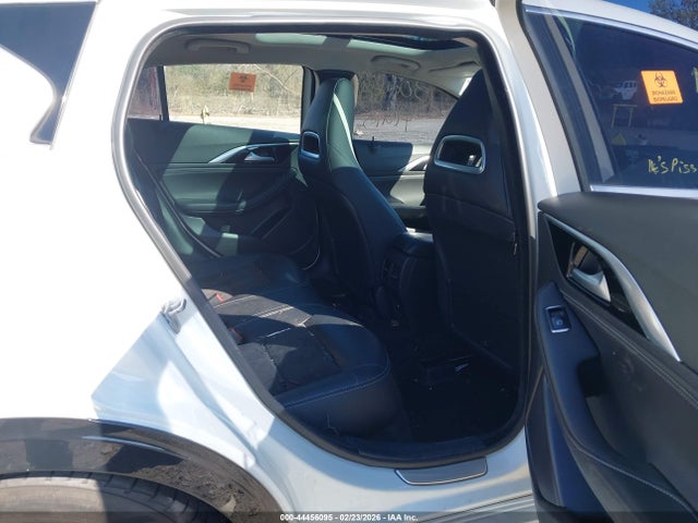 2018 INFINITI QX30 SJKCH5CP3JA040321 Photo 7