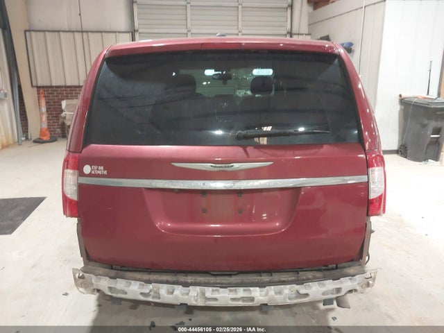 44456105 :رقم المزاد ، 2C4RC1HGXER413059 vin ، 2014 Chrysler Town & Country S مزاد بيع