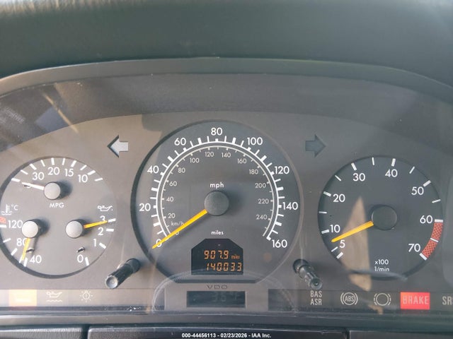 44456113 :رقم المزاد ، WDBGA43G9XA421097 vin ، 1999 Mercedes-benz S 420 مزاد بيع