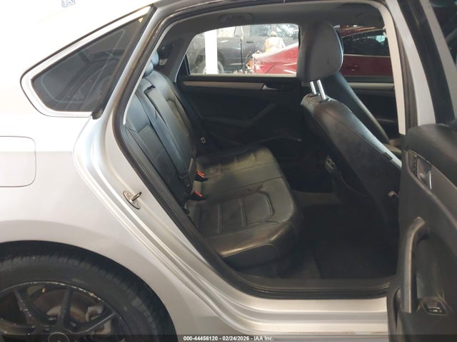 Продаж на аукціоні авто 2014 Volkswagen Passat 2.0l Tdi Se, vin: 1VWBN7A34EC115263, номер лоту: 44456120