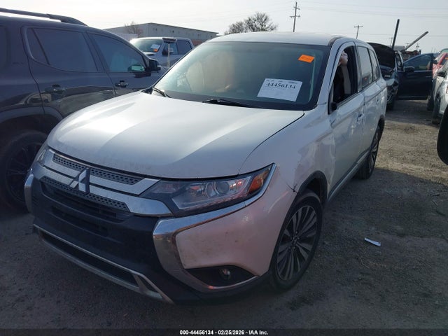 Продажа на аукционе авто 2019 Mitsubishi Outlander Se, vin: JA4AD3A37KZ055220, номер лота: 44456134