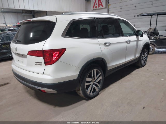 2017 Honda Pilot Touring მანქანა იყიდება აუქციონზე, vin: 5FNYF6H91HB054217, აუქციონის ნომერი: 44456141