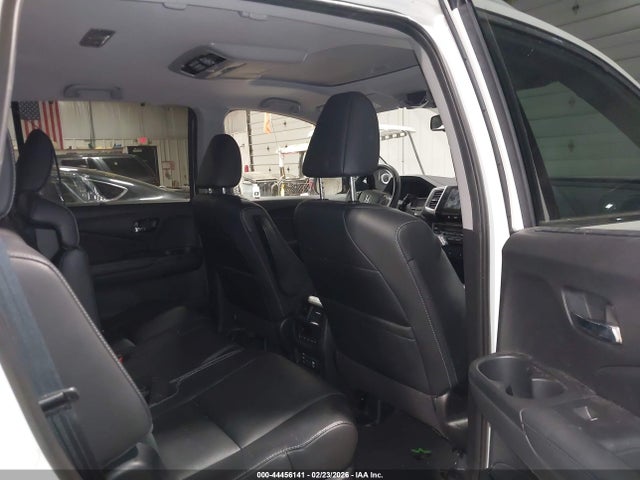 2017 Honda Pilot Touring მანქანა იყიდება აუქციონზე, vin: 5FNYF6H91HB054217, აუქციონის ნომერი: 44456141