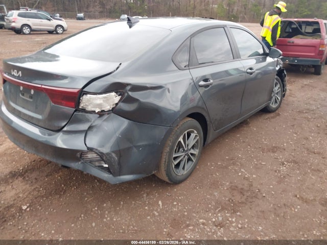 Продажа на аукционе авто 2023 Kia Forte Lxs, vin: 3KPF24AD7PE640043, номер лота: 44456199