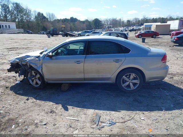 44456228 :رقم المزاد ، 1VWBP7A36CC100271 vin ، 2012 Volkswagen Passat 2.5l Se مزاد بيع