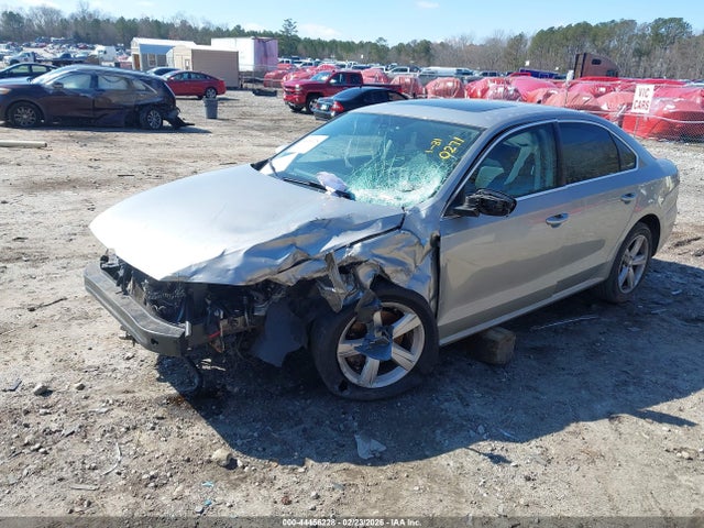 44456228 :رقم المزاد ، 1VWBP7A36CC100271 vin ، 2012 Volkswagen Passat 2.5l Se مزاد بيع