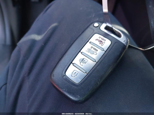 44456233 :رقم المزاد ، 5NPEC4AC5BH062139 vin ، 2011 Hyundai Sonata Se مزاد بيع