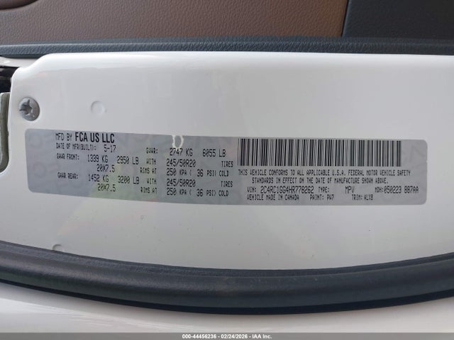 2017 Chrysler Pacifica Limited მანქანა იყიდება აუქციონზე, vin: 2C4RC1GG4HR778262, აუქციონის ნომერი: 44456236
