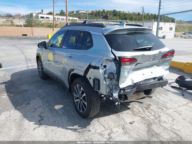 Toyota Corolla Cross Xle 2023 7MUDAABG4PV059175 Image 3