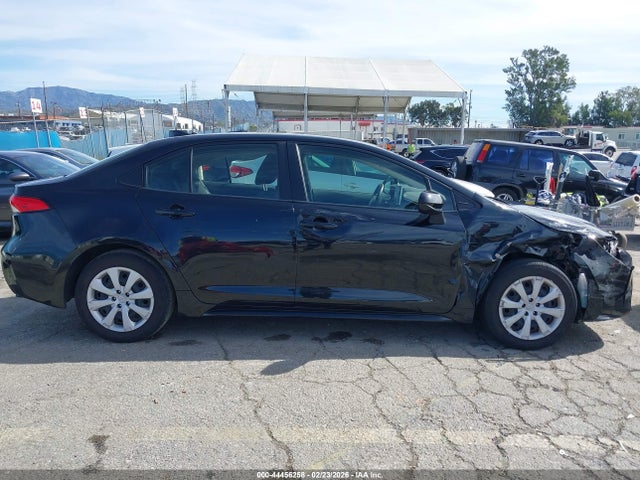 Toyota COROLLA LE 2021 JTDEPMAE7MJ158404 Image 13