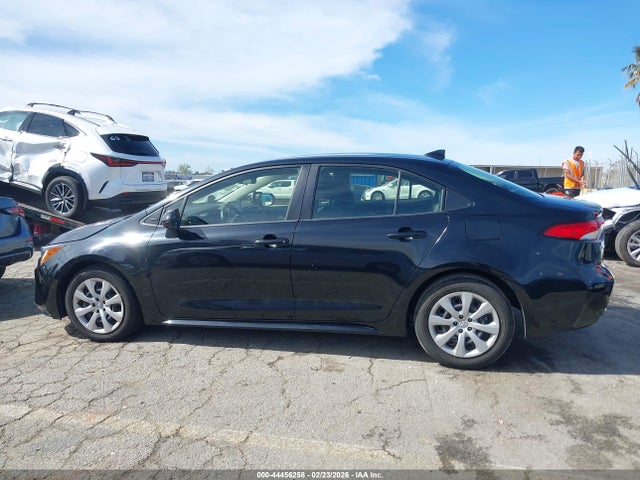 Toyota COROLLA LE 2021 JTDEPMAE7MJ158404 Image 14