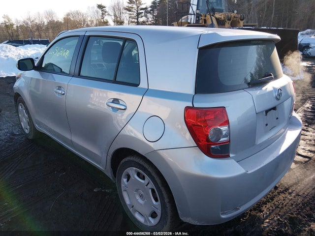 2013 SCION XD JTKKUPB48D1035030 Photo 2