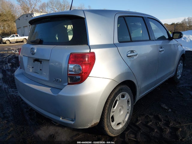 2013 SCION XD JTKKUPB48D1035030 Photo 3