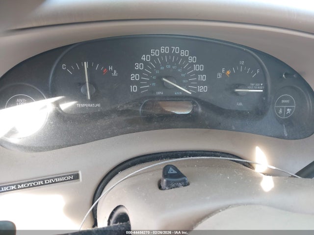2002 Buick Century Custom მანქანა იყიდება აუქციონზე, vin: 2G4WS52J521124033, აუქციონის ნომერი: 44456270