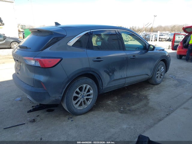 2022 FORD ESCAPE 1FMCU0G69NUB85303 Photo 3