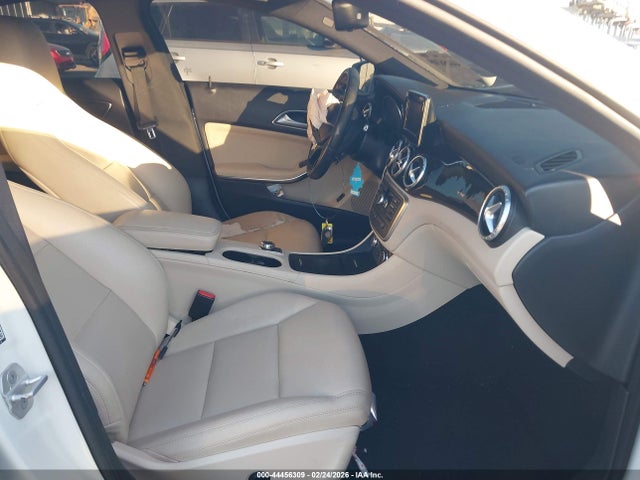 44456309 :رقم المزاد ، WDDSJ4GB3EN122758 vin ، 2014 Mercedes-benz Cla 250 4matic مزاد بيع