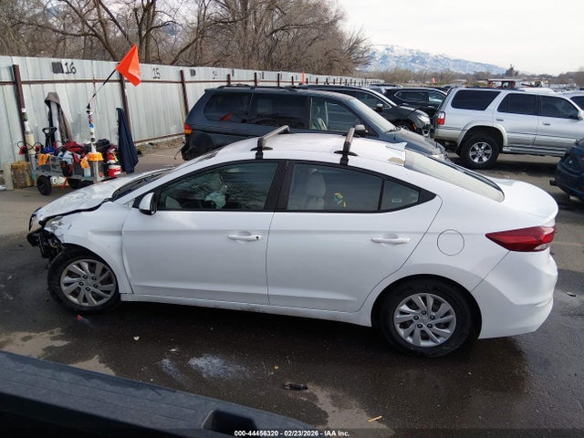 Hyundai ELANTRA SE 2017 5NPD74LFXHH164617 Image 14