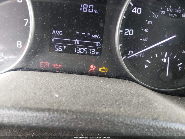 Hyundai ELANTRA SE 2017 5NPD74LFXHH164617 Image 15