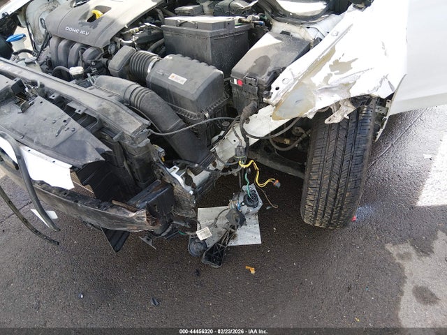 Hyundai ELANTRA SE 2017 5NPD74LFXHH164617 Image 6