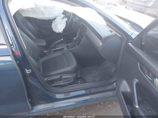 2021 VOLKSWAGEN PASSAT 1VWSA7A36MC002859 Photo 4